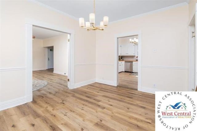unfurnished dining area with a chandelier, baseboards, wood finished floors, and crown molding