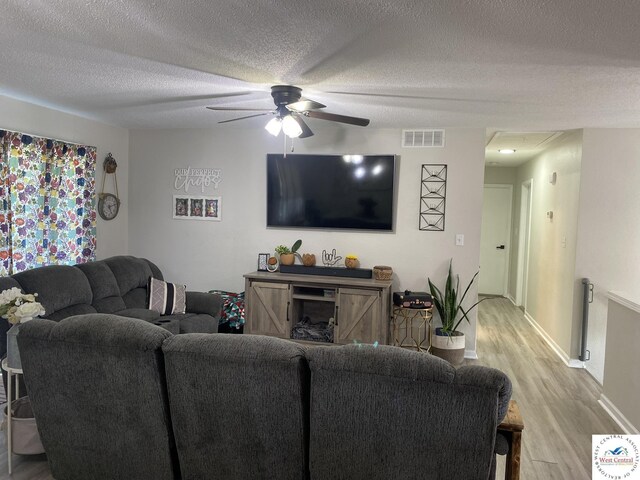 604 Angus Ln, Knob Noster, MO 65336 - photo 12