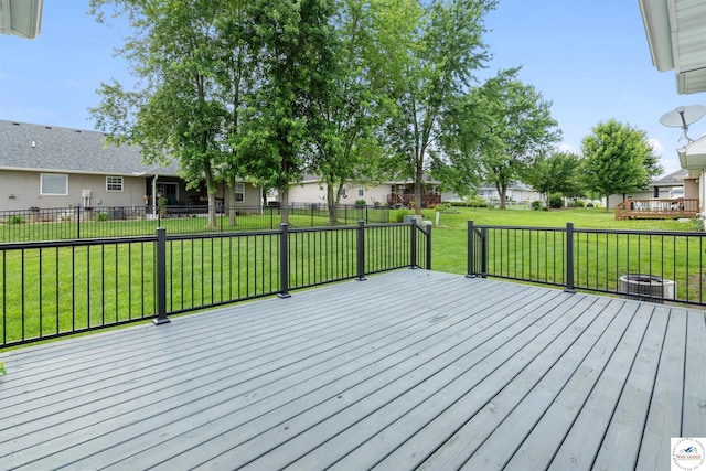 3375 Cedar St, Sedalia, MO 65301 - wooden terrace featuring a residential view