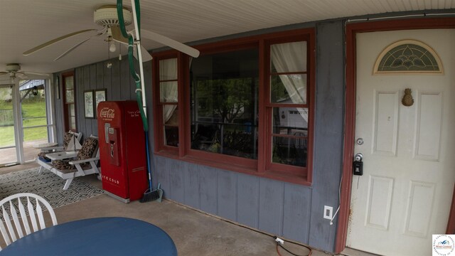 29781 Lake Road 57 Rd, Warsaw, MO 65355 - interior space