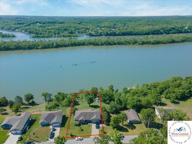 22714 Lake Dr, Warsaw, MO 65355 - aerial view of property's location featuring a large body of water and property parcel outlined