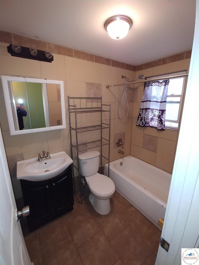 206 N Ohio St, Chilhowee, MO 64733 - full bathroom with toilet, vanity, shower / tub combination, and tile patterned floors