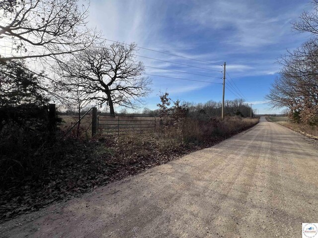 151 State Road Ff Rd, Edwards, MO 65326
