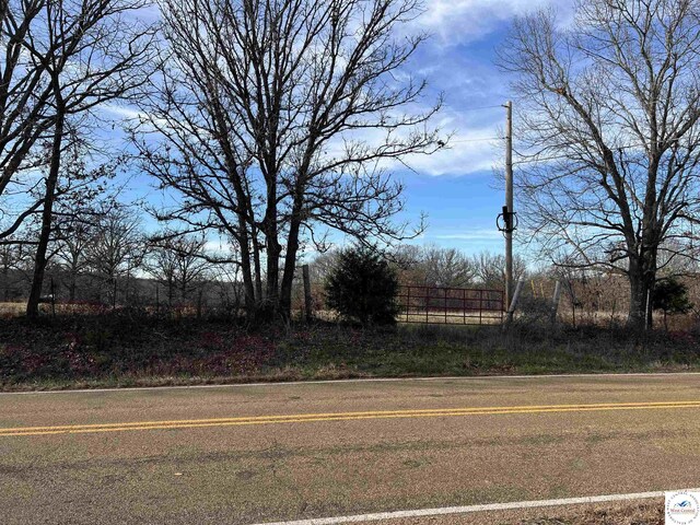 151 State Road Ff Rd, Edwards, MO 65326