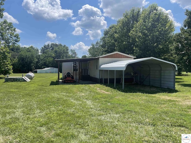 17254 Walnut Rd, Warsaw, MO 65355 - view of outbuilding with a detached carport