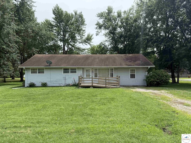 302 W Hiawatha St, Green Ridge, MO 65332 - photo 5
