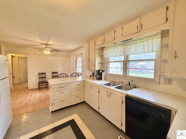 302 W Hiawatha St, Green Ridge, MO 65332 - photo 18