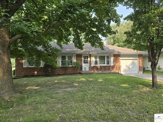 1103 S Water St, Clinton, MO 64735 - photo 1