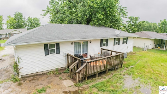 252 Shawn Ave, Lincoln, MO 65338 - back of house featuring a wooden deck