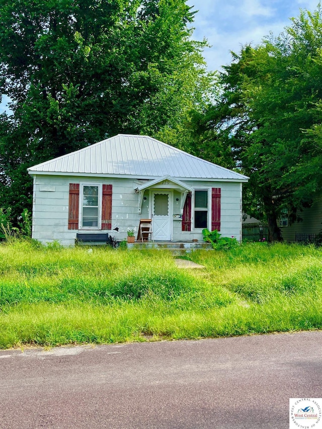 129 E Walnut St, Sedalia, MO 65301 - photo 1