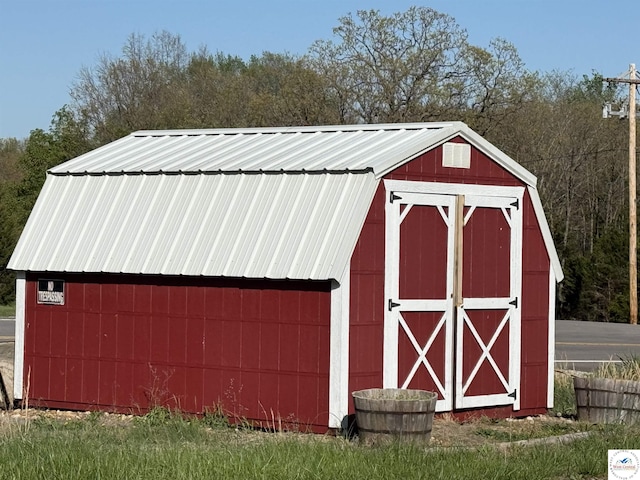 25956 S 7th Hwy, Warsaw, MO 65355 - view of outbuilding with an outdoor structure
