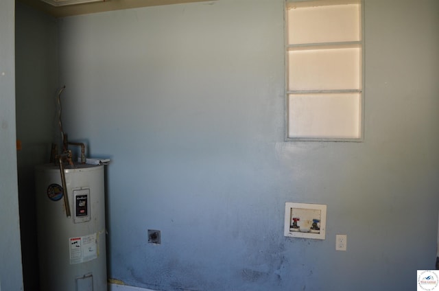 1305 E 14th St, Sedalia, MO 65301 - utilities featuring water heater
