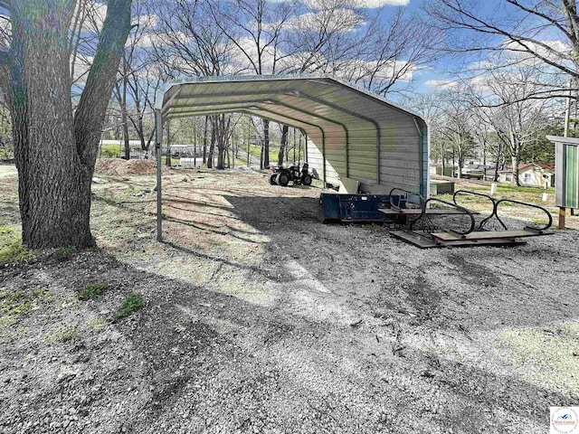 29125 Westwood Ave, Warsaw, MO 65355 - exterior space featuring a detached carport