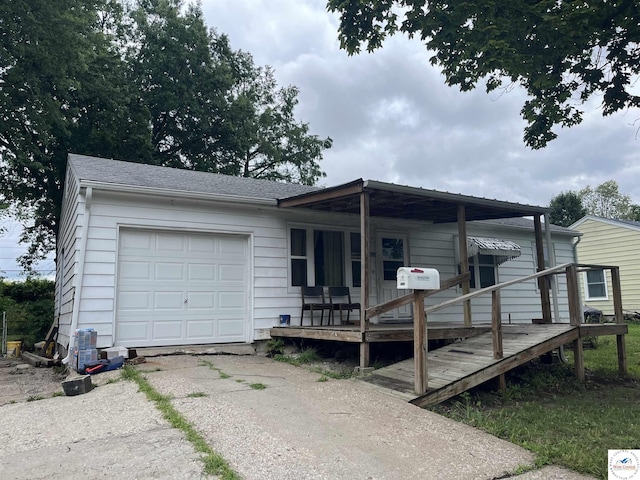 209 N Davidson Ave, Independence, MO 64056 - photo 1