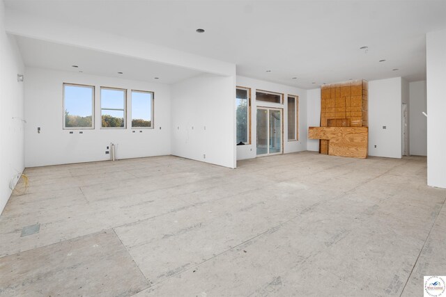 19166 Brockman Ave, Cole Camp, MO 65325 - unfurnished living room with radiator