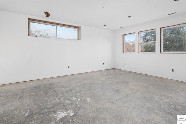 19166 Brockman Ave, Cole Camp, MO 65325 - unfurnished room featuring concrete flooring and visible vents