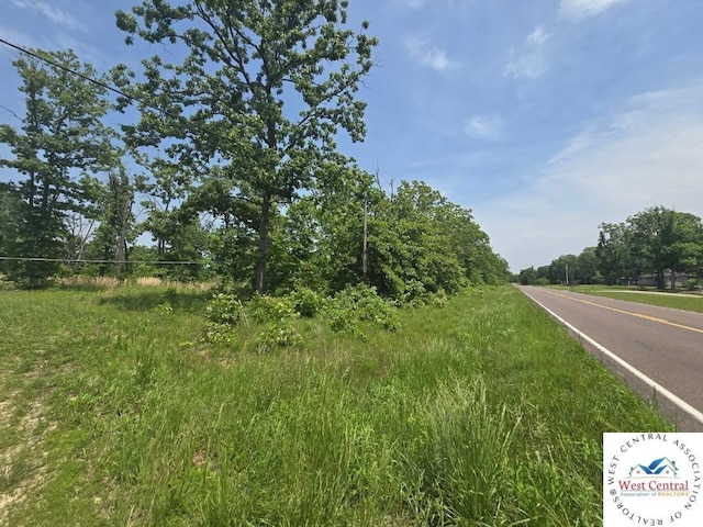 006 64th Hwy, Lebanon, MO 65536