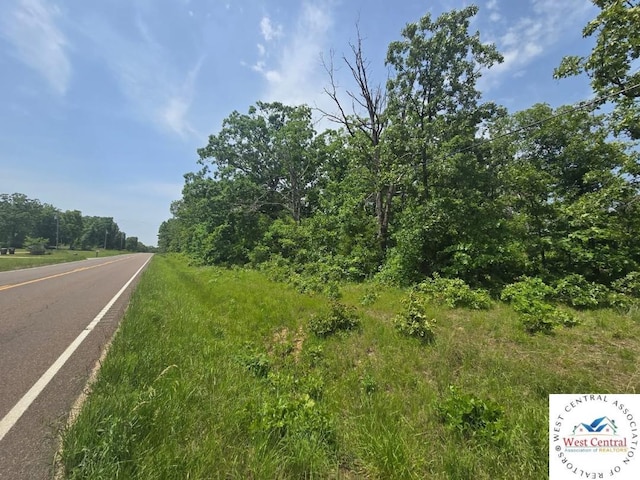 006 64th Hwy, Lebanon, MO 65536