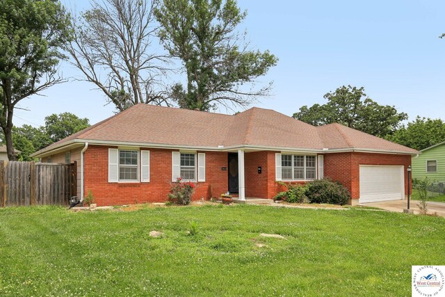 303 Johnson Dr, Warrensburg, MO 64093 - photo 1