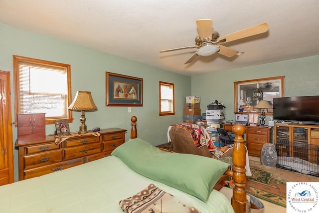 bedroom featuring a ceiling fan