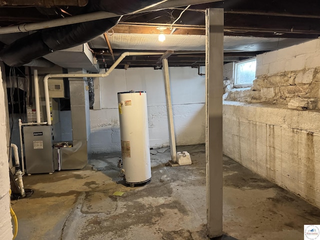 405 W 4th St, Sedalia, MO 65301 - basement featuring heating unit and water heater