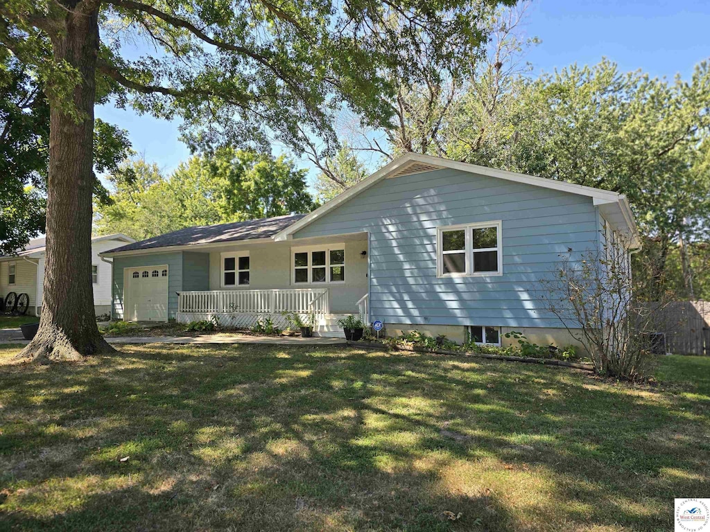 1507 S Main St, Clinton, MO 64735 - photo 1
