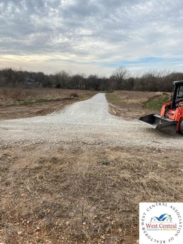Sacajawea Rd, Sedalia, MO 65301 - photo 51