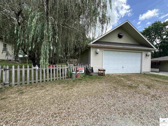 212 S Olive St, Windsor, MO 65360 - photo 3