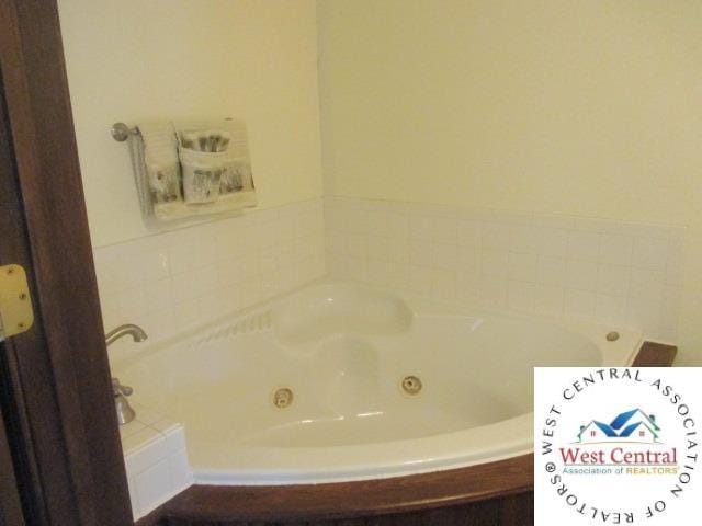 26053 Santa Barbara Dr, Edwards, MO 65326 - photo 13