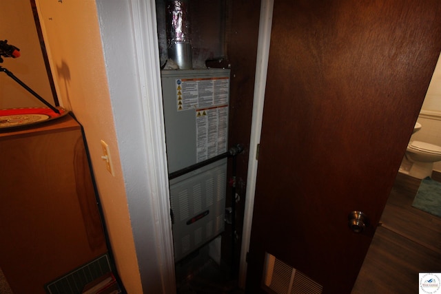 101 Lakeveiw Dr, Windsor, MO 65360 - view of utilities