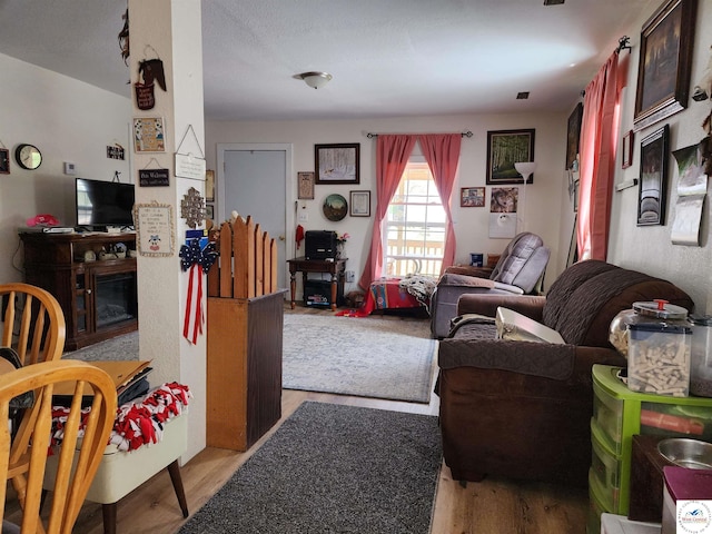 living area with light wood-type flooring