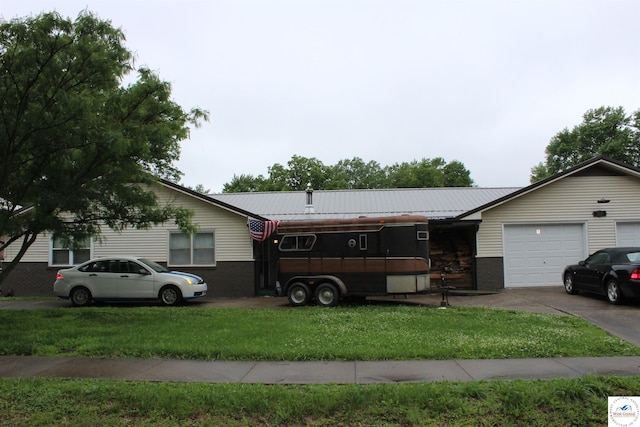 305 N Main St, Green Ridge, MO 65332 - photo 3