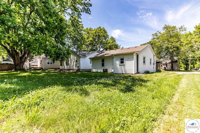 806 E Green St, Clinton, MO 64735 - view of back of house