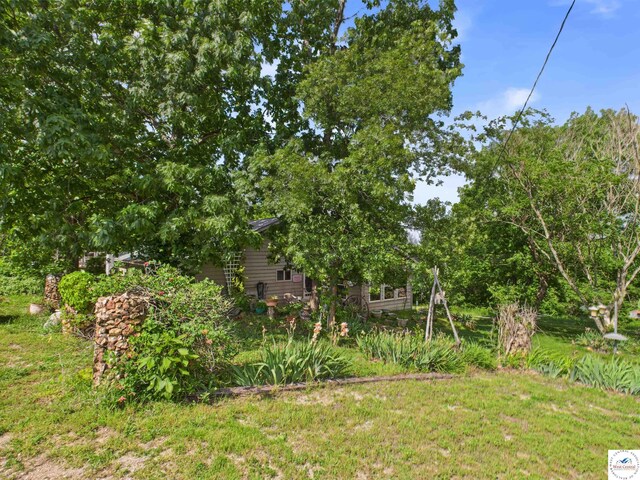 17537 Mockingbird Rd, Warsaw, MO 65355 - photo 2