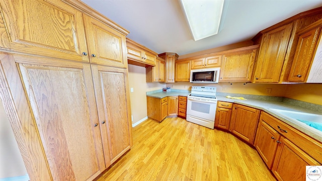302 Katy Cir, Sedalia, MO 65301 - photo 5