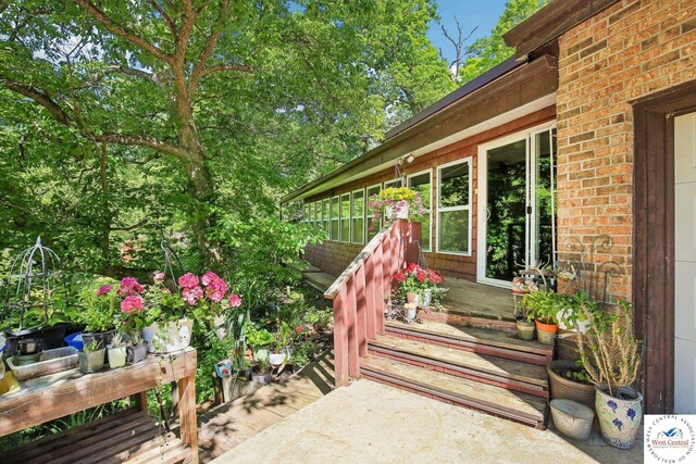 828 SE 601st Rd, Leeton, MO 64761 - view of deck