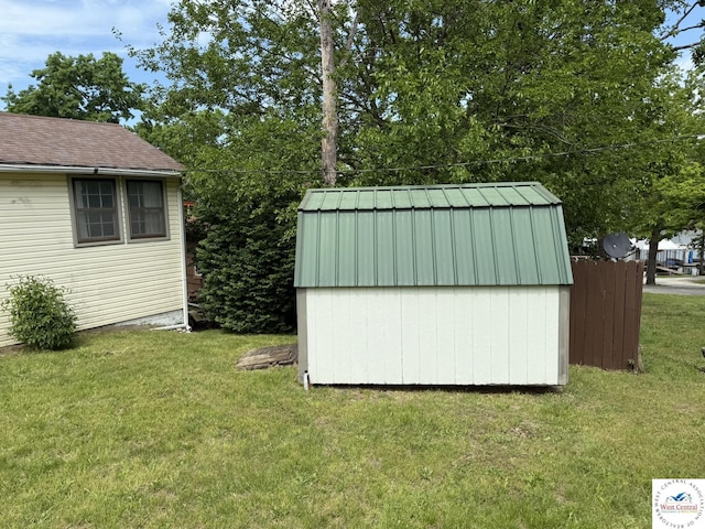 19094 Kennedy Rd, Warsaw, MO 65355 - view of shed