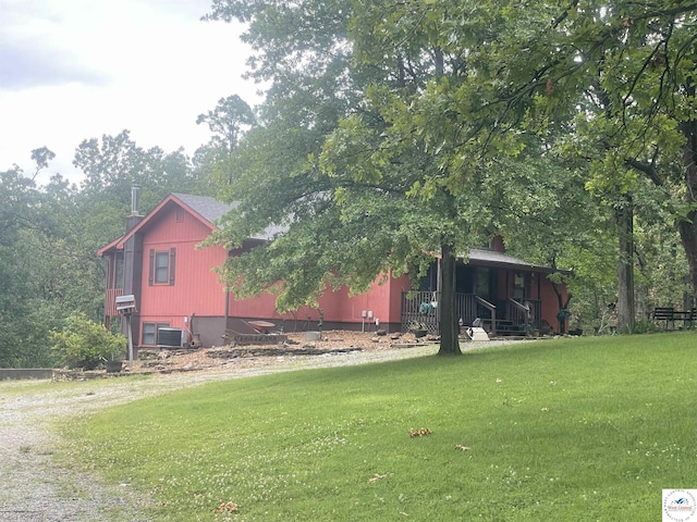 791 SE 1211th Rd, Deepwater, MO 64740 - view of grassy yard with covered porch