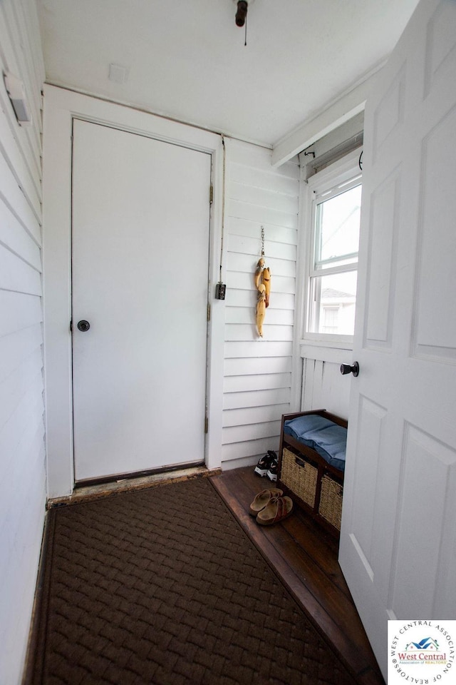 1625 W 16th St, Sedalia, MO 65301 - view of mudroom