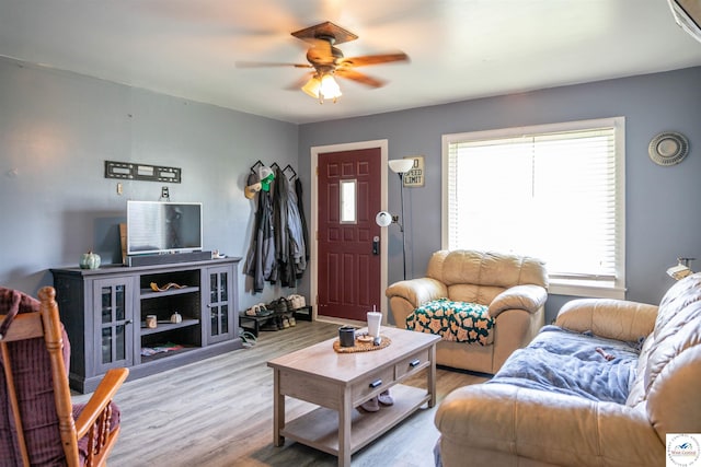 637 E Felix St, Marshall, MO 65340 - photo 4