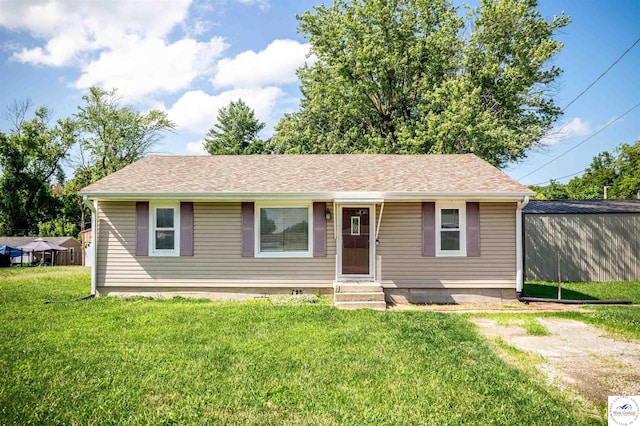 637 E Felix St, Marshall, MO 65340 - photo 2