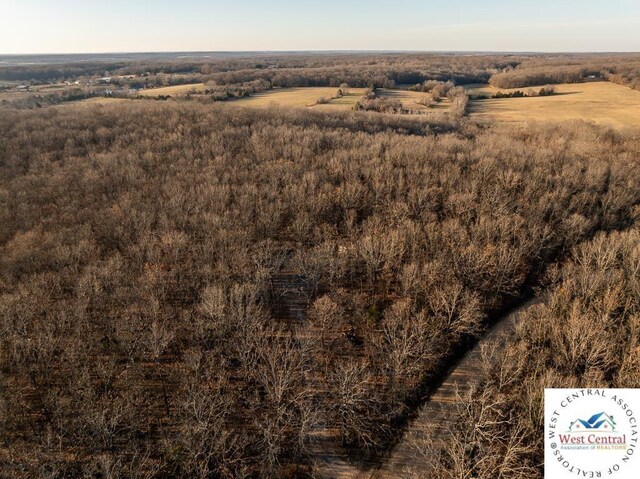 000 Waisner Ave, Edwards, MO 65326