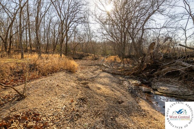 000 Waisner Ave, Edwards, MO 65326