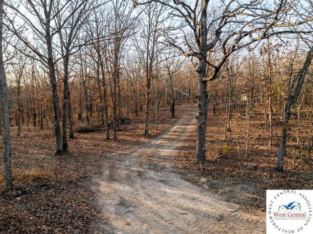 000 Waisner Ave, Edwards, MO 65326