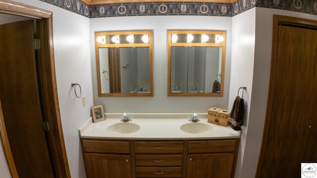 1679 Sunchase Dr, Warsaw, MO 65355 - full bath featuring a sink and double vanity