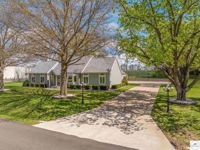 1685 Hedge Apple Dr, Sedalia, MO 65301 - photo 4