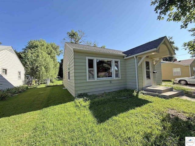 109 E Fairview St, Clinton, MO 64735 - view of front of home