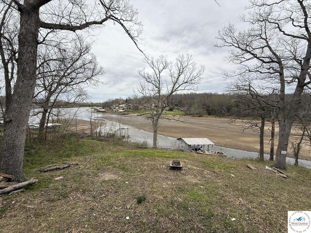 31450 Stonecrest Rd, Warsaw, MO 65355 - view of yard