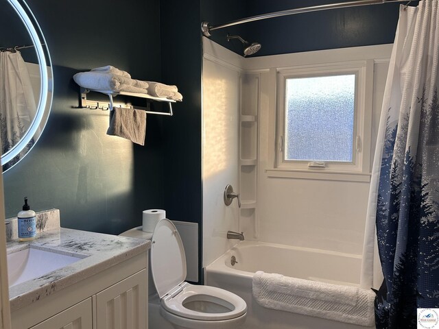 403 Van Buren St, Warsaw, MO 65355 - full bath with shower / tub combo, toilet, and vanity