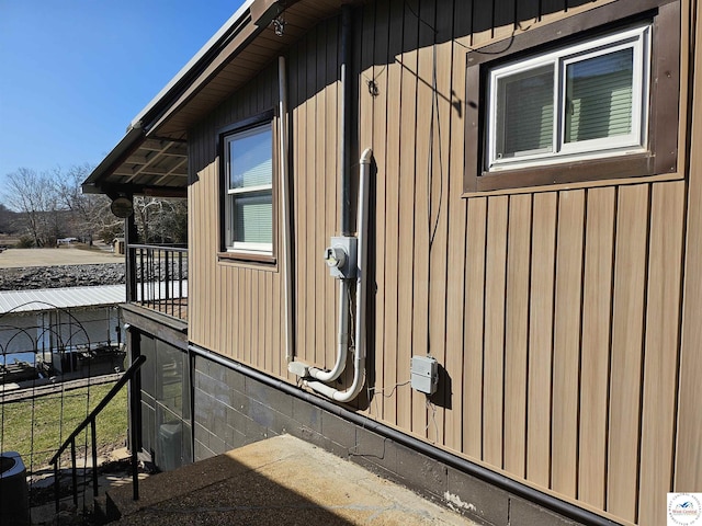 view of side of home